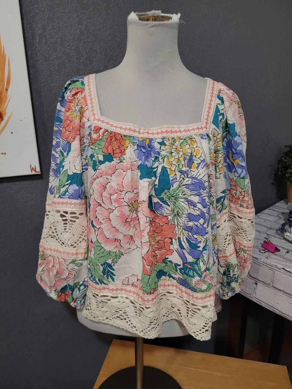 🌟Flowy Floral Lace Top